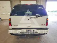 2004 GMC YUKON фото