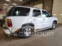2004 GMC YUKON фото