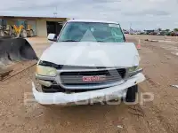 2004 GMC YUKON фото