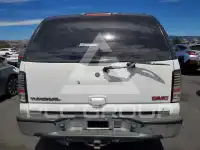 2004 GMC YUKON фото
