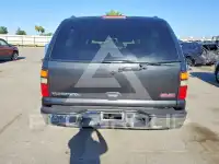2004 GMC YUKON photo