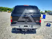 2004 GMC YUKON фото