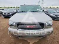 2004 GMC YUKON photo
