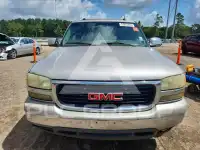 2004 GMC YUKON photo
