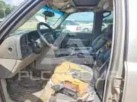 2004 GMC YUKON photo