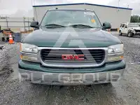 2004 GMC YUKON photo