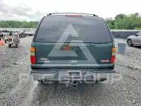 2004 GMC YUKON photo