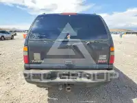 2004 GMC YUKON фото