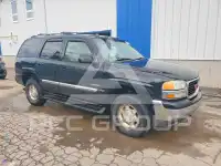 2004 GMC YUKON photo