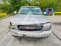 2004 GMC YUKON фото