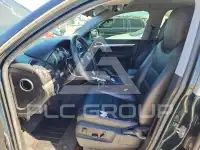 2004 Porsche Cayenne photo