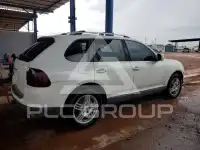 2004 Porsche Cayenne photo