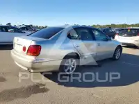 2004 Lexus GS photo