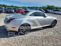 2004 Lexus SC300 photo