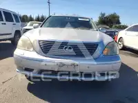 2004 Lexus LS430 photo