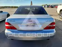 2004 Lexus LS430 фото