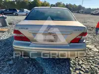2004 Lexus LS430 photo