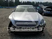 2004 Lexus LS430 фото