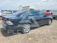 2004 Lexus LS430 photo