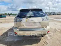 2004 Lexus RX330 photo