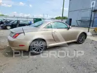 2004 Lexus SC430 photo