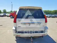 2004 Lexus GX photo