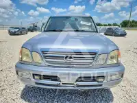 2004 Lexus LX470 photo