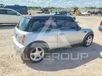 2004 Mini COOPER photo