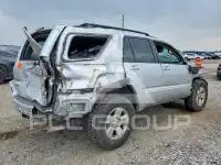 2004 Toyota 4 RUNNER photo