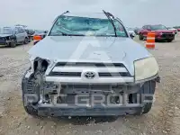 2004 Toyota 4 RUNNER photo