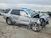 2004 Toyota 4 RUNNER photo