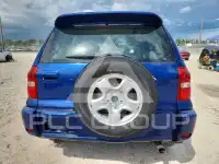 2004 Toyota RAV4 photo