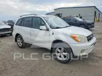 2004 Toyota RAV4 фото