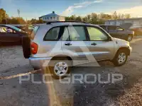 2004 Toyota RAV4 фото