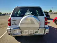 2004 Toyota RAV4 фото
