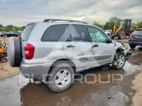 2004 Toyota RAV4 фото
