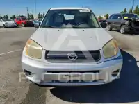 2004 Toyota RAV4 фото
