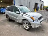 2004 Toyota RAV4 photo