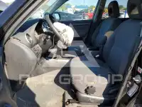 2004 Toyota RAV4 фото