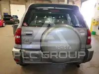 2004 Toyota RAV4 photo