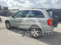 2004 Toyota RAV4 фото