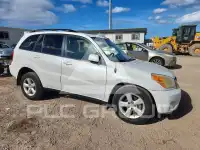 2004 Toyota RAV4 фото