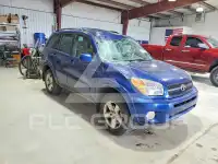 2004 Toyota RAV4 фото