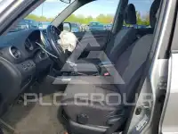 2004 Toyota RAV4 фото