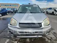 2004 Toyota RAV4 photo
