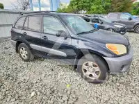 2004 Toyota RAV4 photo