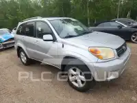 2004 Toyota RAV4 фото