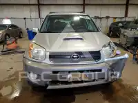 2004 Toyota RAV4 photo