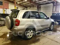 2004 Toyota RAV4 photo