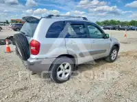 2004 Toyota RAV4 photo